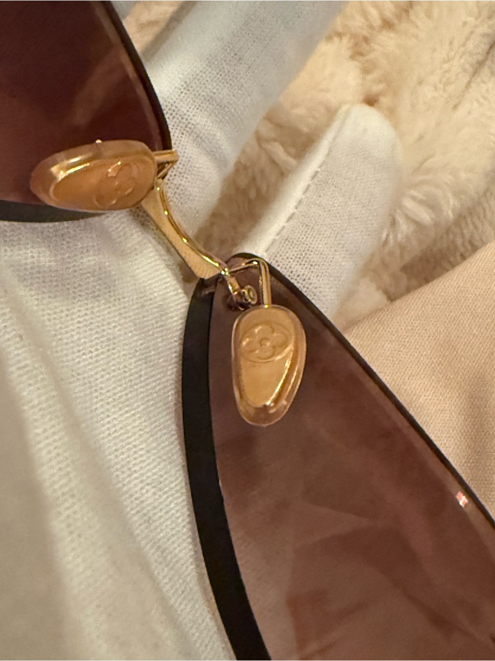 🔥Louis Vuitton 2022 LV Jewel Pilot Sunglasses Z2664U Full Inclusion 🔥 - Picture 14 of 17